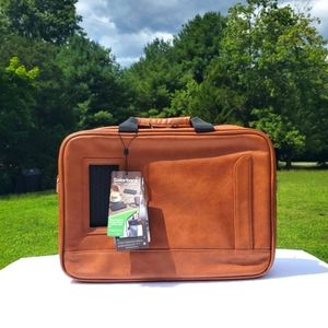 NWT SolarBank The Hustle Collection Laptop Bag.